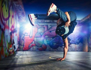 Breakdance-im-Hofgarten