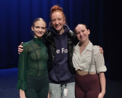 Ann Katrin Wurche mit zwei Solistinnen Amelie Lagauw und Mia Herschel Ann Katrin Wurche mit zwei Solistinnen Amelie Lagauw und Mia Herschel